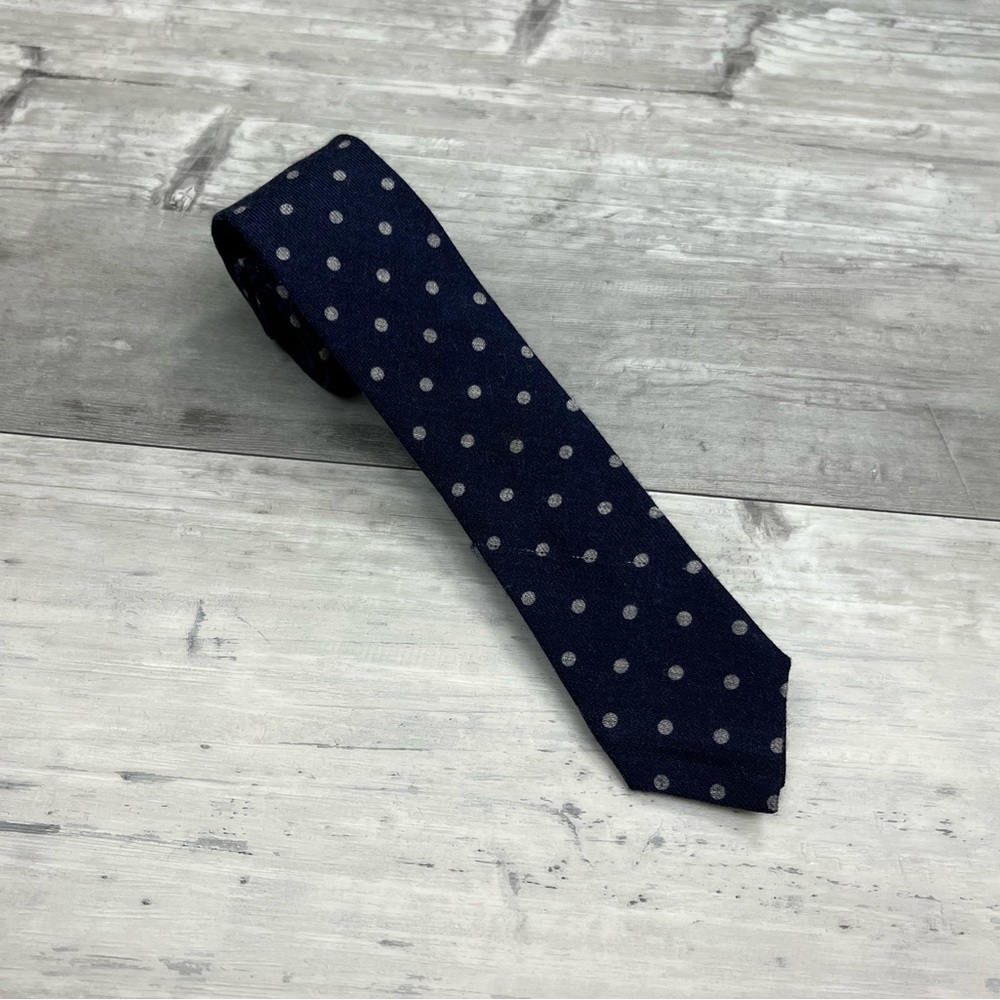 Eleventy Navy w/ Grey Polka Dot Skinny Wool Tie